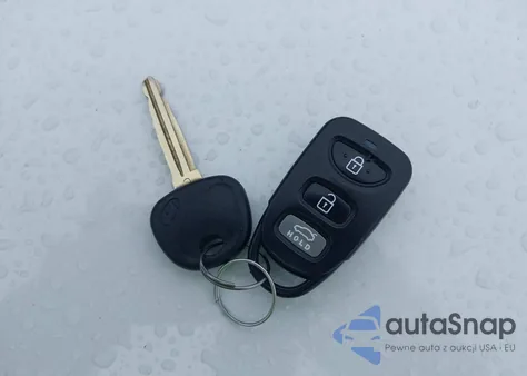 2017 Hyundai Elantra Se z USA, uszkodzony, nr VIN 5NPD84LF8HH044022